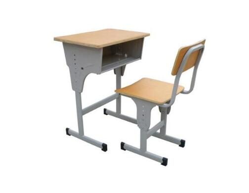 學(xué)生桌椅